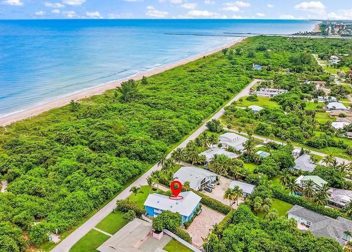 Fort Pierce - 2Bd,2Ba Tropical Surfside Retreat