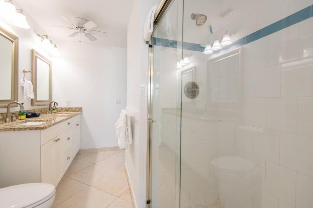 Pierce - 2bd,2ba Tropical Surfside Retreat * Fort Pierce