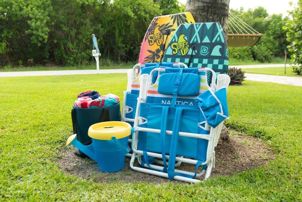 Pierce - 2bd,2ba Tropical Surfside Retreat Villa Fort Pierce